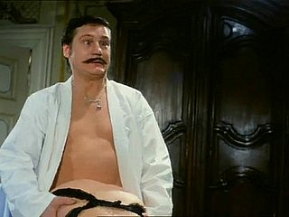 Seksi Wench Tangkap - Dalam tanda adegan seks Scorpio (1977) 2